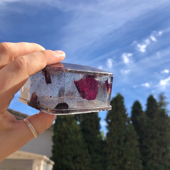 Resin box - Picture 2 of 4